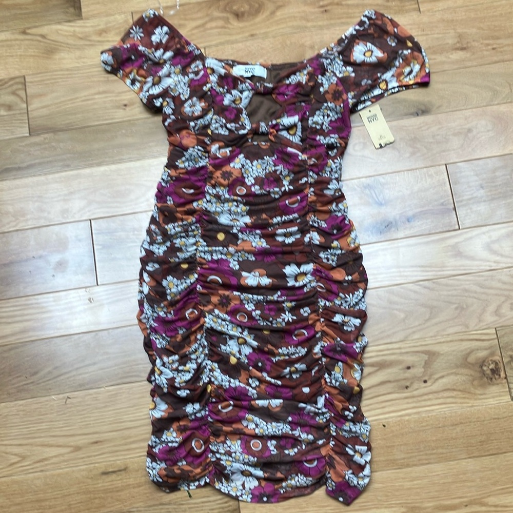 Elegant Floral Ruched Dress in Brown and pink floral